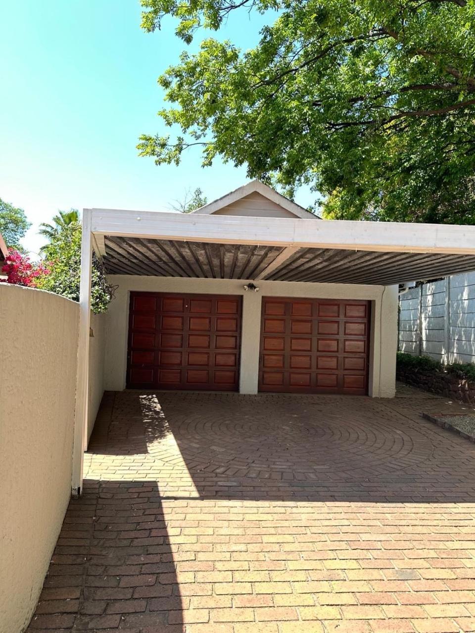 Bagley Terrace 136 Cottage Johannesburg Exterior foto